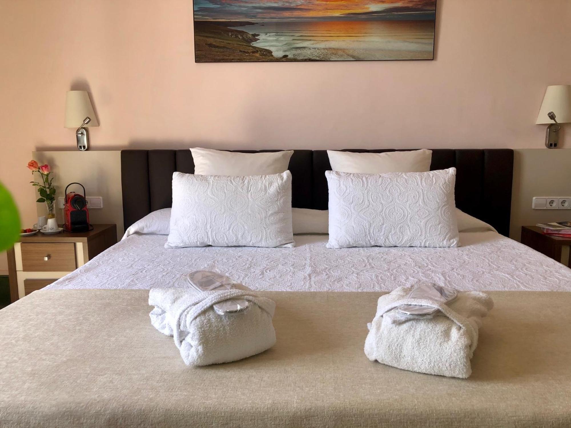 Hotel Llar De Capitans El El Masnou Habitación foto